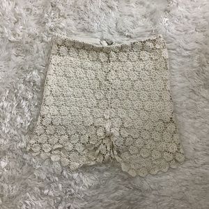 Lace floral shorts